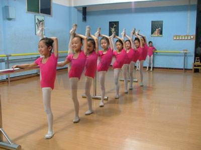 ���ݷ���ˇ�g(sh��)��Ӗ(x��n)�W(xu��)УС����